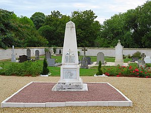 Monument aux morts de Brieuil-sur-Chizé 79.jpg