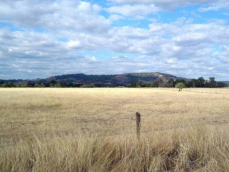 File:Mount Stradbroke and paddocks Coolana.jpg