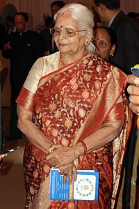 Smt.Mridula Sinha (Hon. Governor of Goa)with Hindi Wikipedia pamphlet