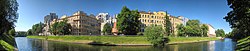 Panorama del terraplén del Río Negro cerca de las casas 47 y 49