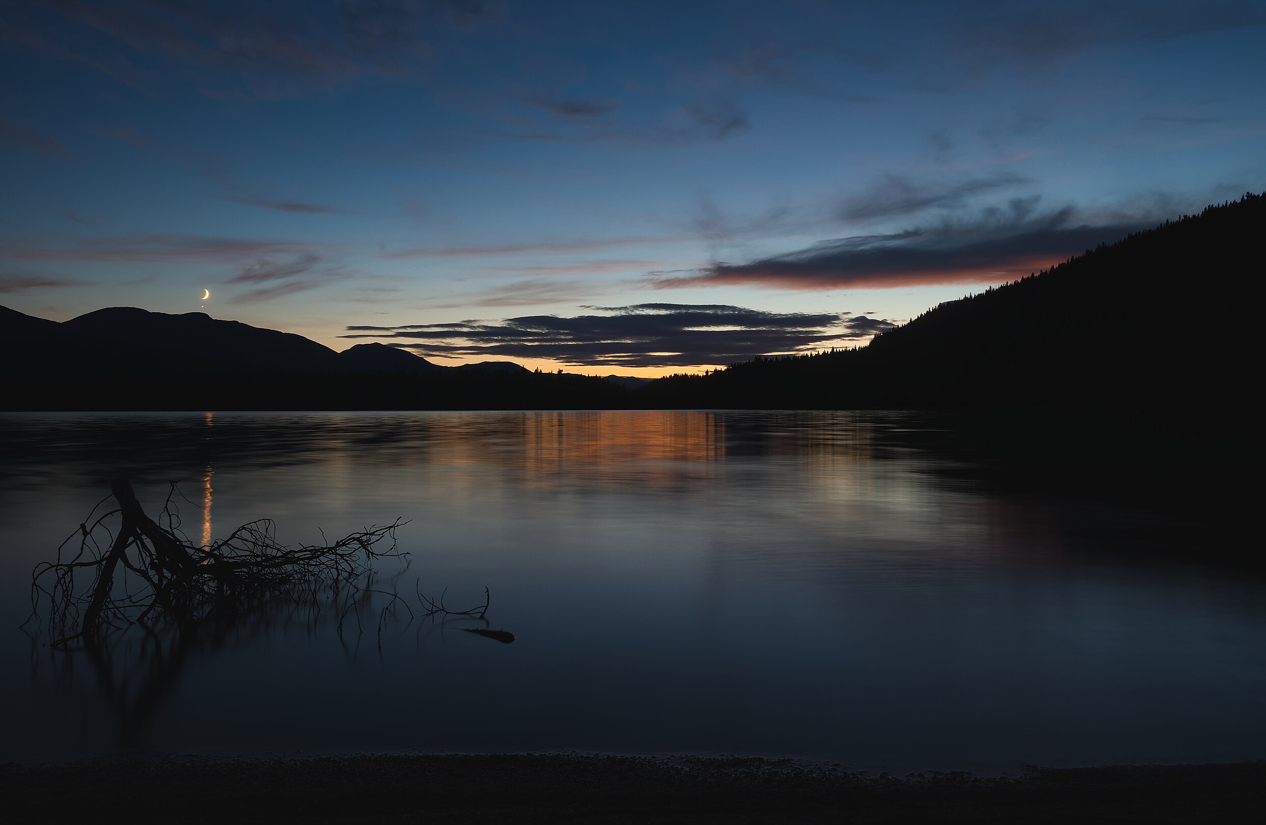 en:Bowron Lake Provincial Park