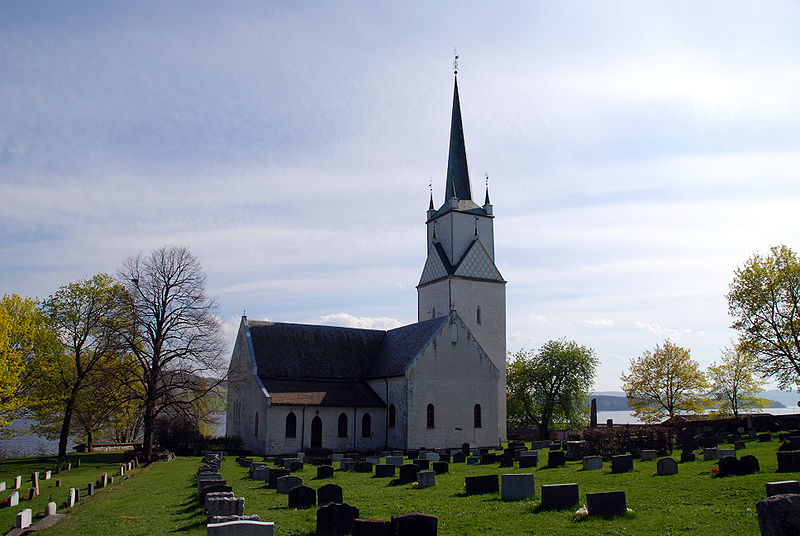 File:Nes church.JPG