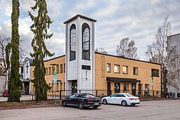 Håkansböle kyrka i maj 2022.