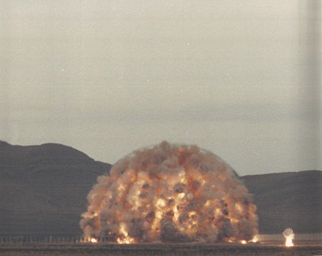 The explosion of 4,685 tonnes of explosives.