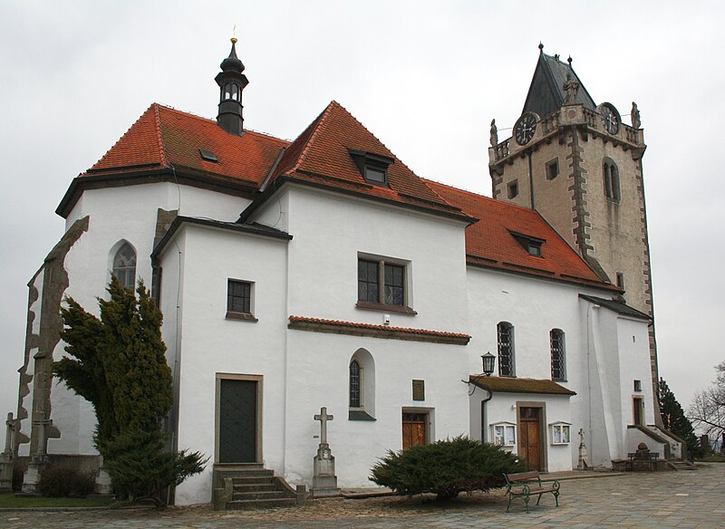 File:Overview of Church of the Assumption and Saint Gotthard in Budišov, Třebíč District.jpg