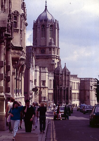 File:Oxford-142-Strasse-1985-gje.jpg