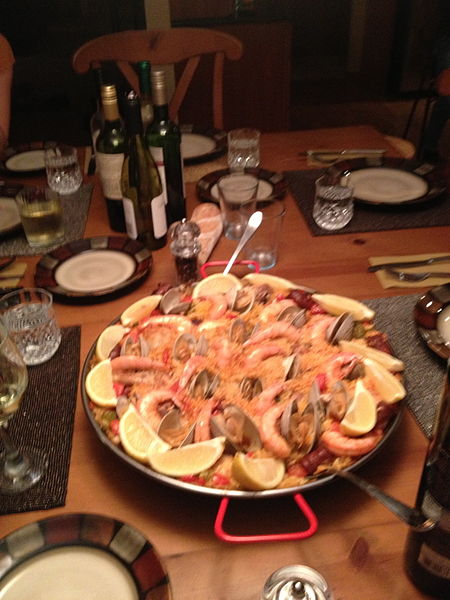 File:Paella Dinner.jpg