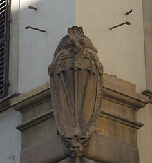 Minerbetti coat of arms Palazzo minerbetti 04 stemma.JPG