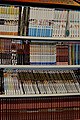 Das ist ein Bibliothek mit Manga-Büchern. Es gibt ganz viele Arten von Manga.