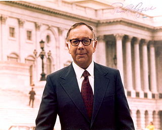 <span class="mw-page-title-main">Paul Rogers (politician)</span> American politician (1921–2008)