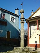 Pelourinho de Aguieira - Portugal (2875269539).jpg
