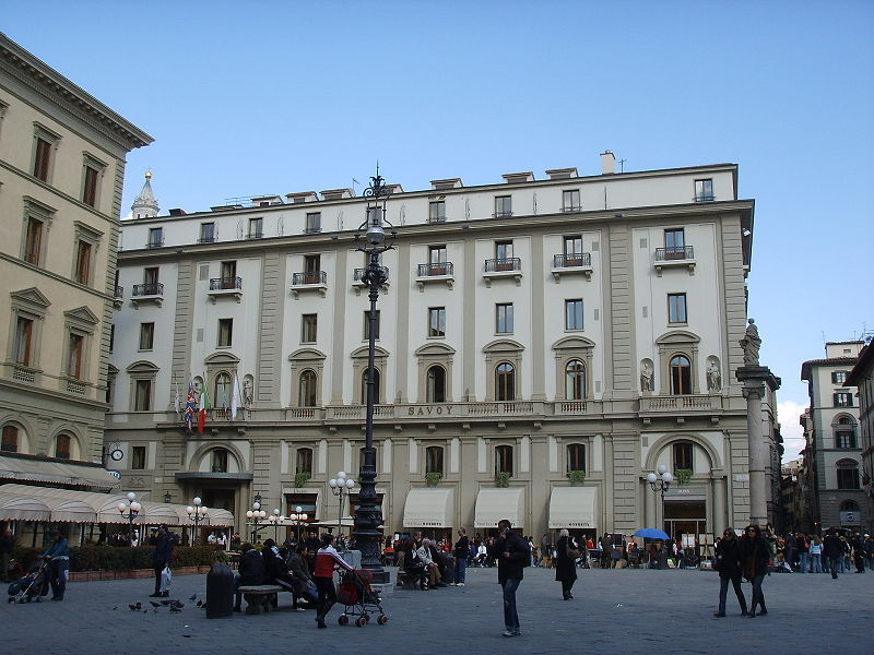 File:Piazza delle repubblica 12.JPG