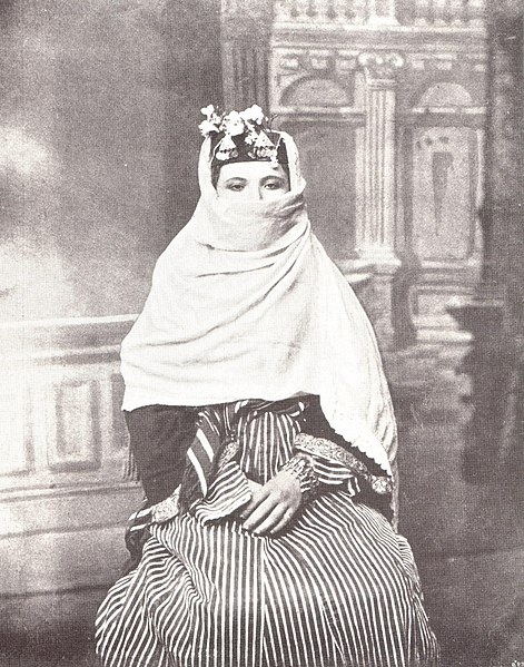 File:PikiWiki Israel 77410 a young woman from nablus.jpg