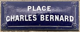 Voir la plaque.