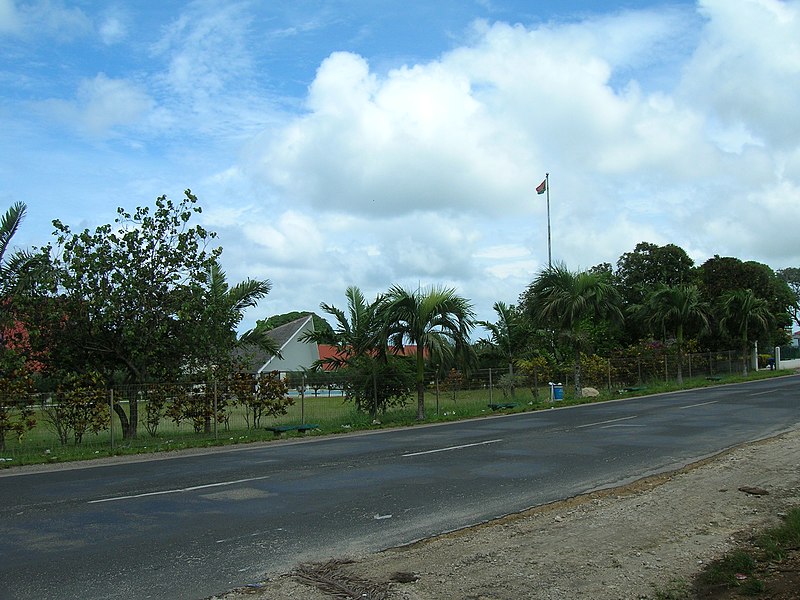 File:Port Vila (22) (8407832359).jpg