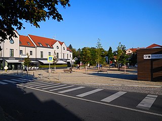 <span class="mw-page-title-main">Průhonice</span> Municipality in Central Bohemian, Czech Republic