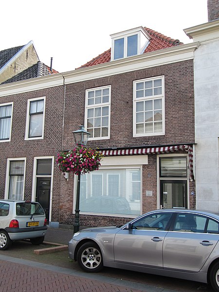 File:RM10963 Brielle - Voorstraat 94.jpg