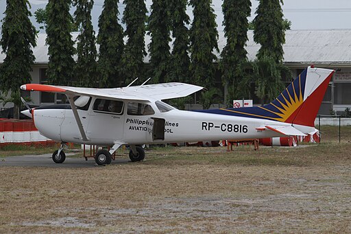 RP-C8816 Cessna Ce.172 Philippine Airlines Aviation School (7838849568)