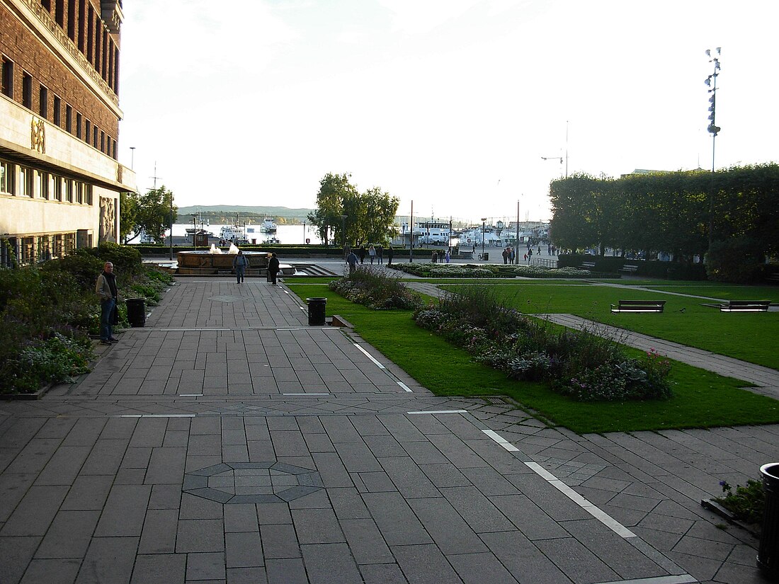 File:Radhushagen1.JPG