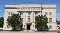 Red Willow County, Nebraska courthouse from E 2.JPG