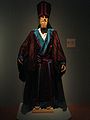Scholar gown worn by Ricci in China利玛窦在韶州时所穿的儒服，藏于意大利马切拉塔艺术学院，摄于北京首都博物馆