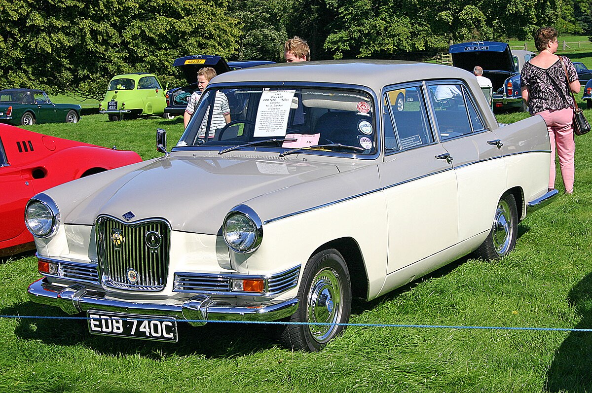 File:Riley 4-72 1965 front.jpg - Wikimedia Commons