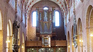 Ringsted St.-Bendts-Kirche: Geschichte, Architektur, Kalkmalereien