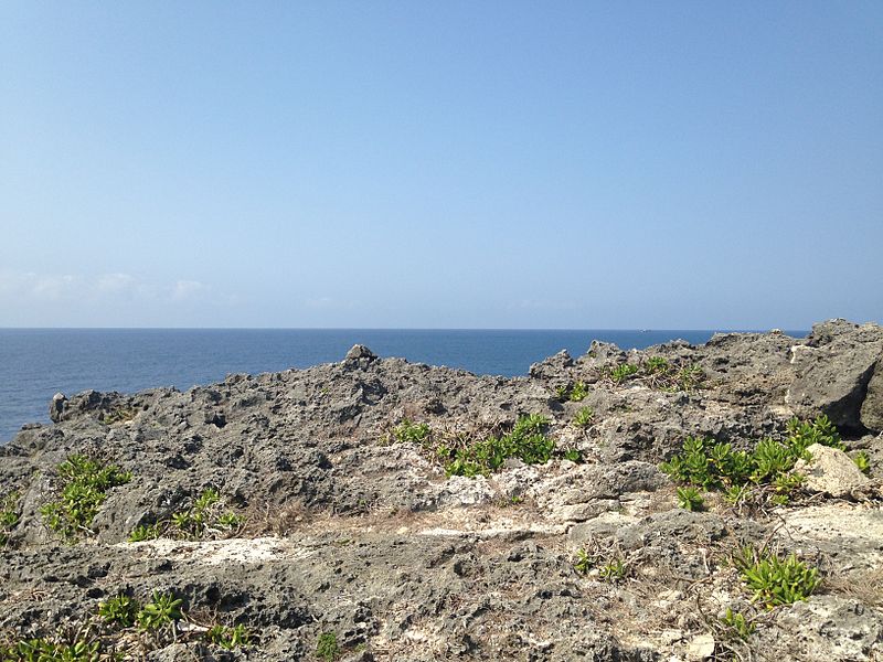 File:Rocks on Cape Zampa 4.JPG