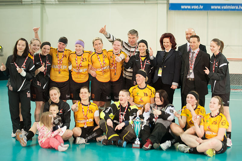 File:Rubene floorball team - 2013 silver medalist in Latvia.jpg