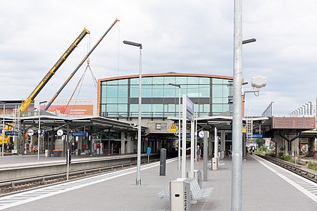 S Warschauer neue Fußgängerbrücke 3