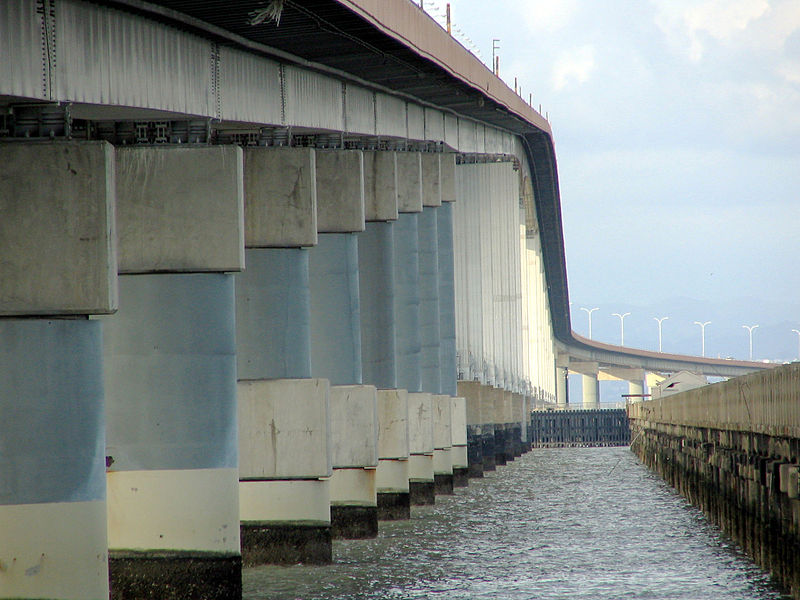 File:San Mateo Bridge (12579358).jpg