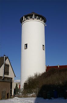 Der Wasserturm in Scharenstetten