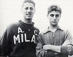 סקיאפינו (שמאל) יחד עם ג'אני ריברה, 1960