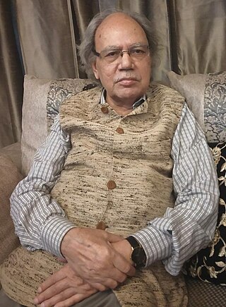 <span class="mw-page-title-main">Shamim Hanafi</span> Indian Urdu writer (1938–2021)