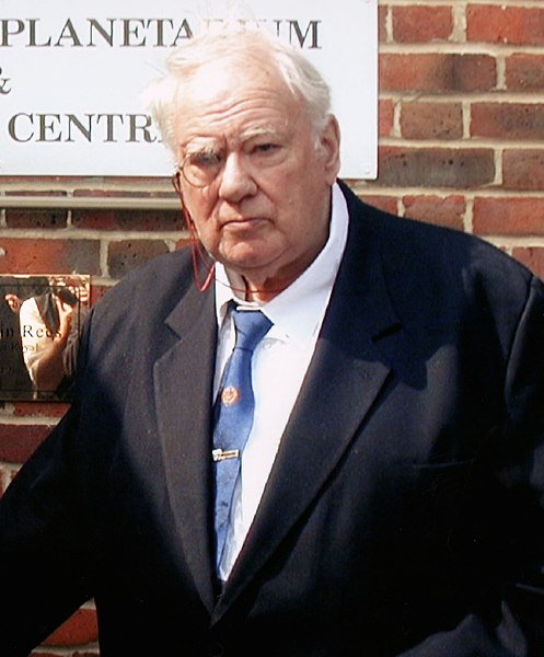 File:Sir Patrick Moore at the opening of the South Downs Planetarium.jpg