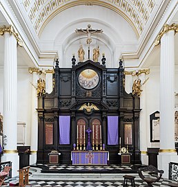 St Magnus-the-Martyr Church Altar