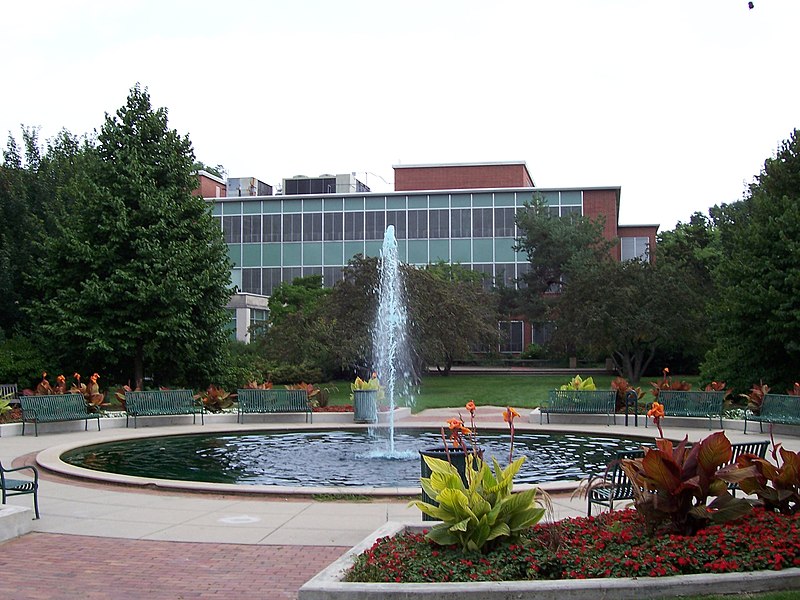 File:Student Services Building.jpg