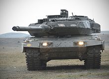 Front view of a Leopard 2E in 2015.