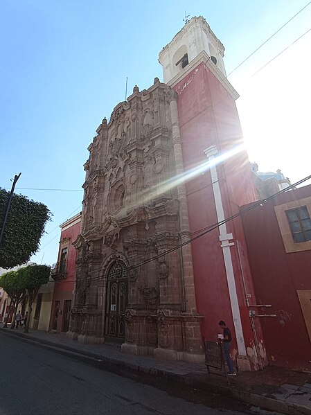File:Templo de Nuestra Señora de los Ángeles (León, Gto.).jpg