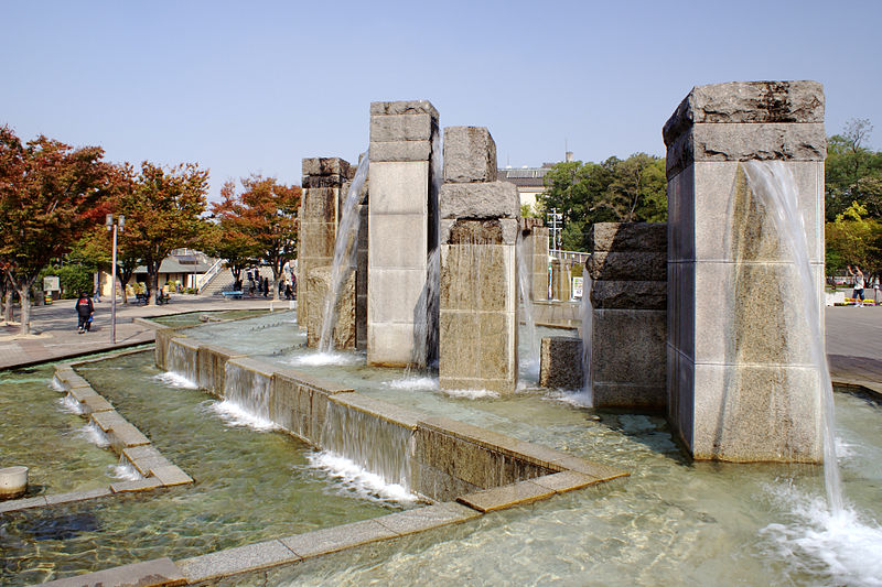 File:Tennoji park06s3200.jpg