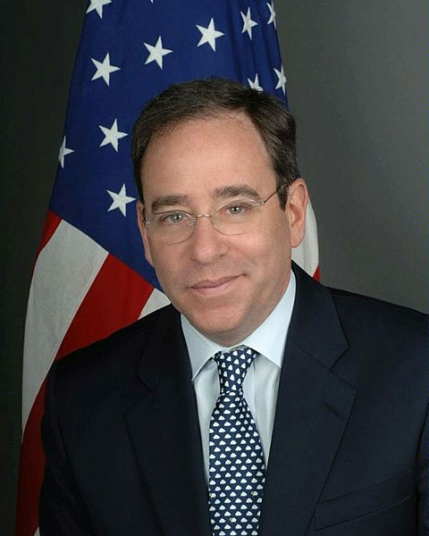 File:ThomasNides 200 1.jpg