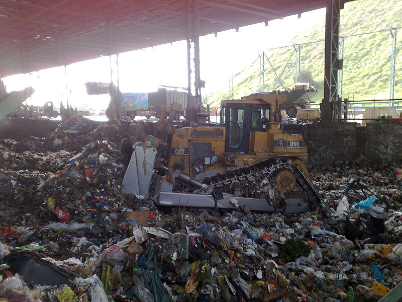 File:Trash facility in Hiria.jpg