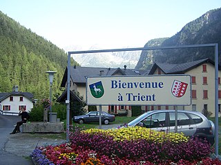 <span class="mw-page-title-main">Trient, Switzerland</span> Municipality in Switzerland in Valais