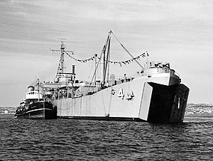 USS Chloris (ARVE-4).jpg