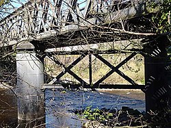 Underview of bridge - geograph.org.uk - 1258806.jpg