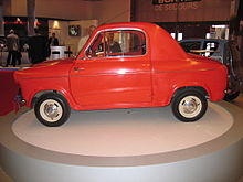 Vespa 400 1.JPG