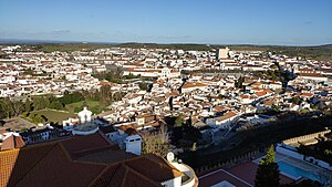 Vista de Estremoz, Portugal.jpg
