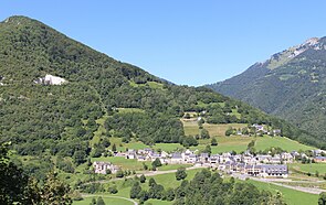 Vue de Beyrède-Jumet-Camous (Hautes-Pyrénées) 1.jpg