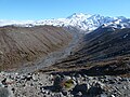 Ruapehu Dağı'nın güneydoğu tarafında buzlu bir vadi