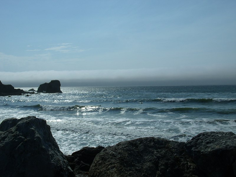 File:Waves At Rockaway Beach Pacifica Ca. - panoramio.jpg